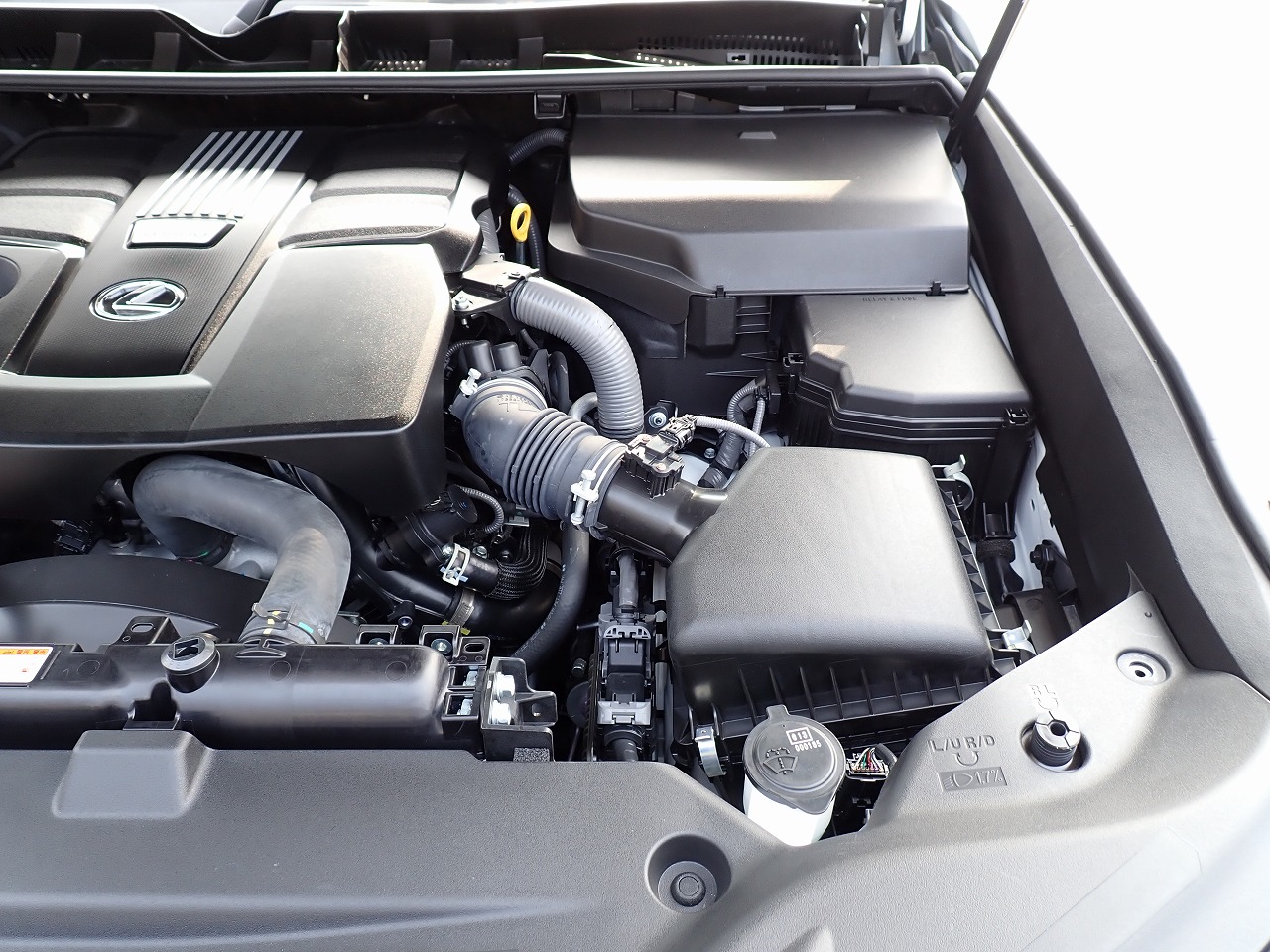 LEXUS LX 600