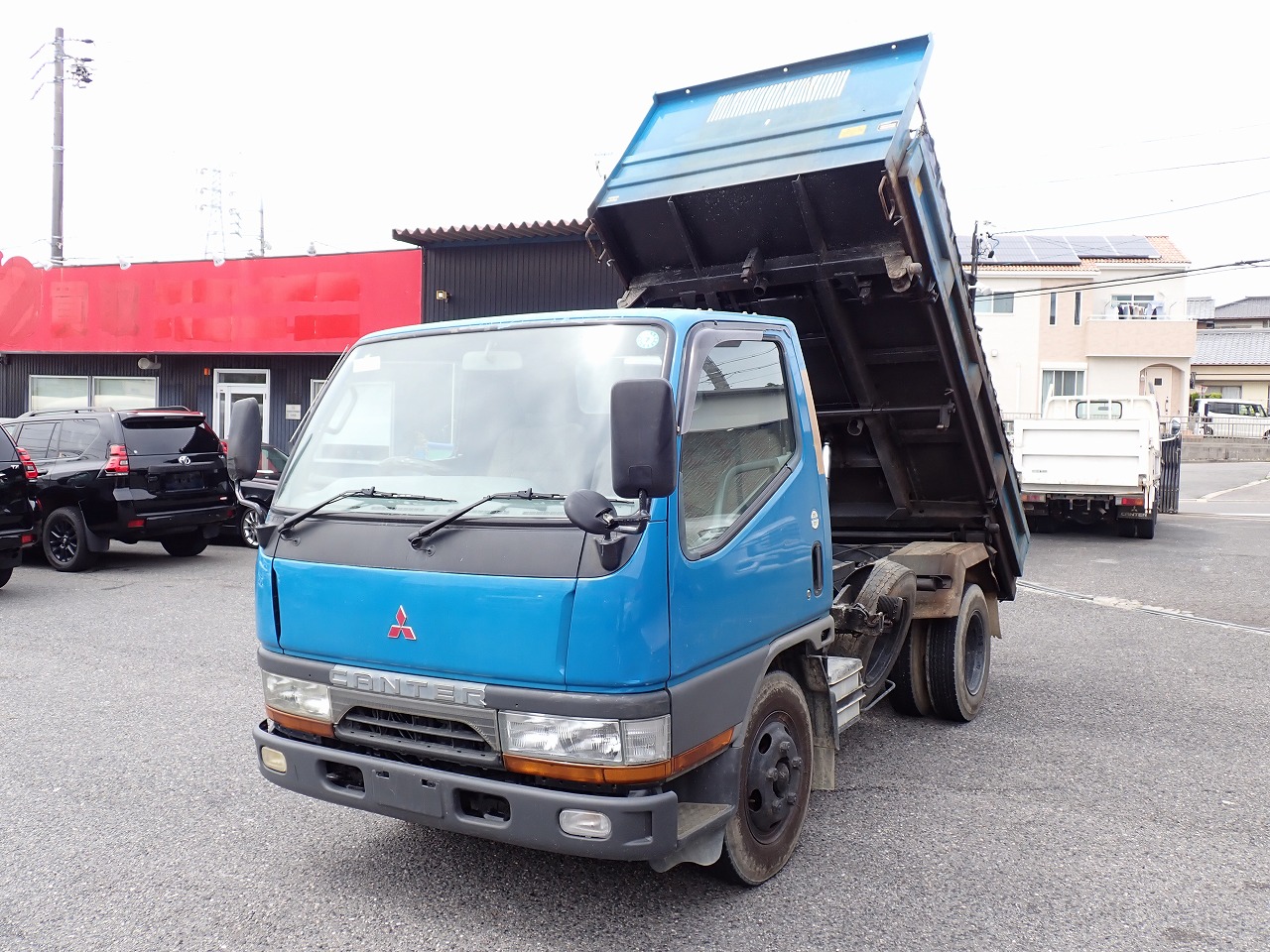 MITSUBISHI Canter
