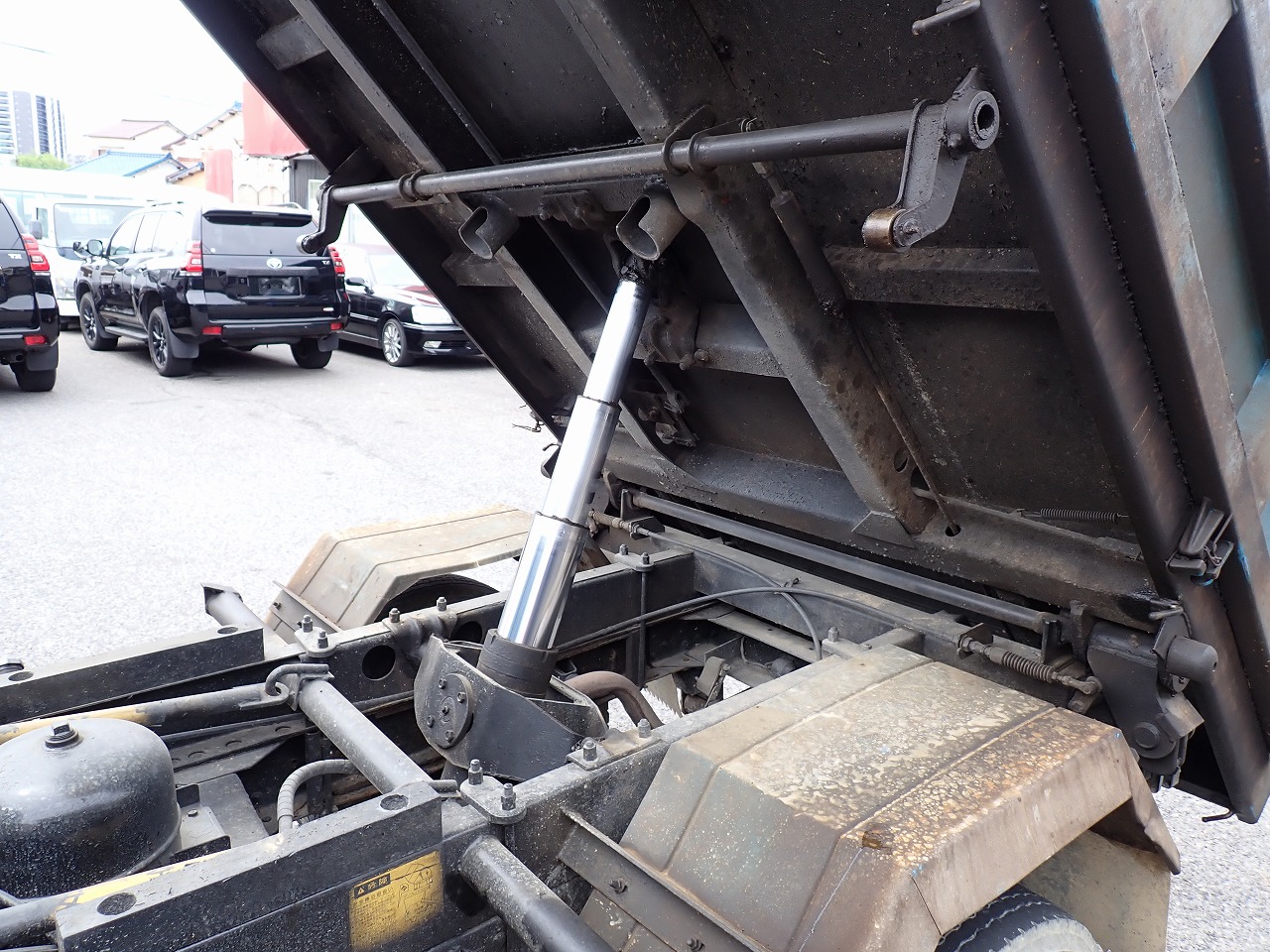 MITSUBISHI Canter