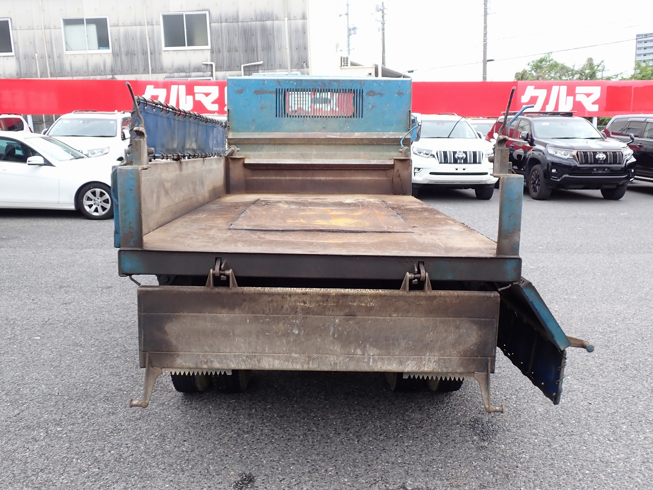 MITSUBISHI Canter