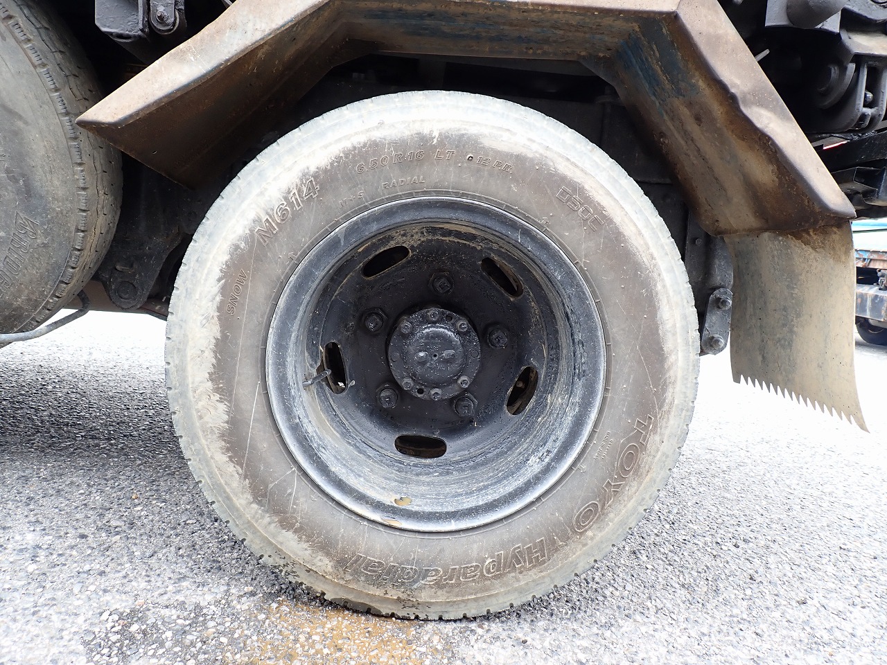 MITSUBISHI Canter