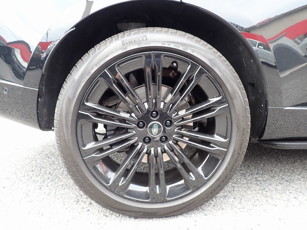 LAND ROVER RANGE ROVER VELAR