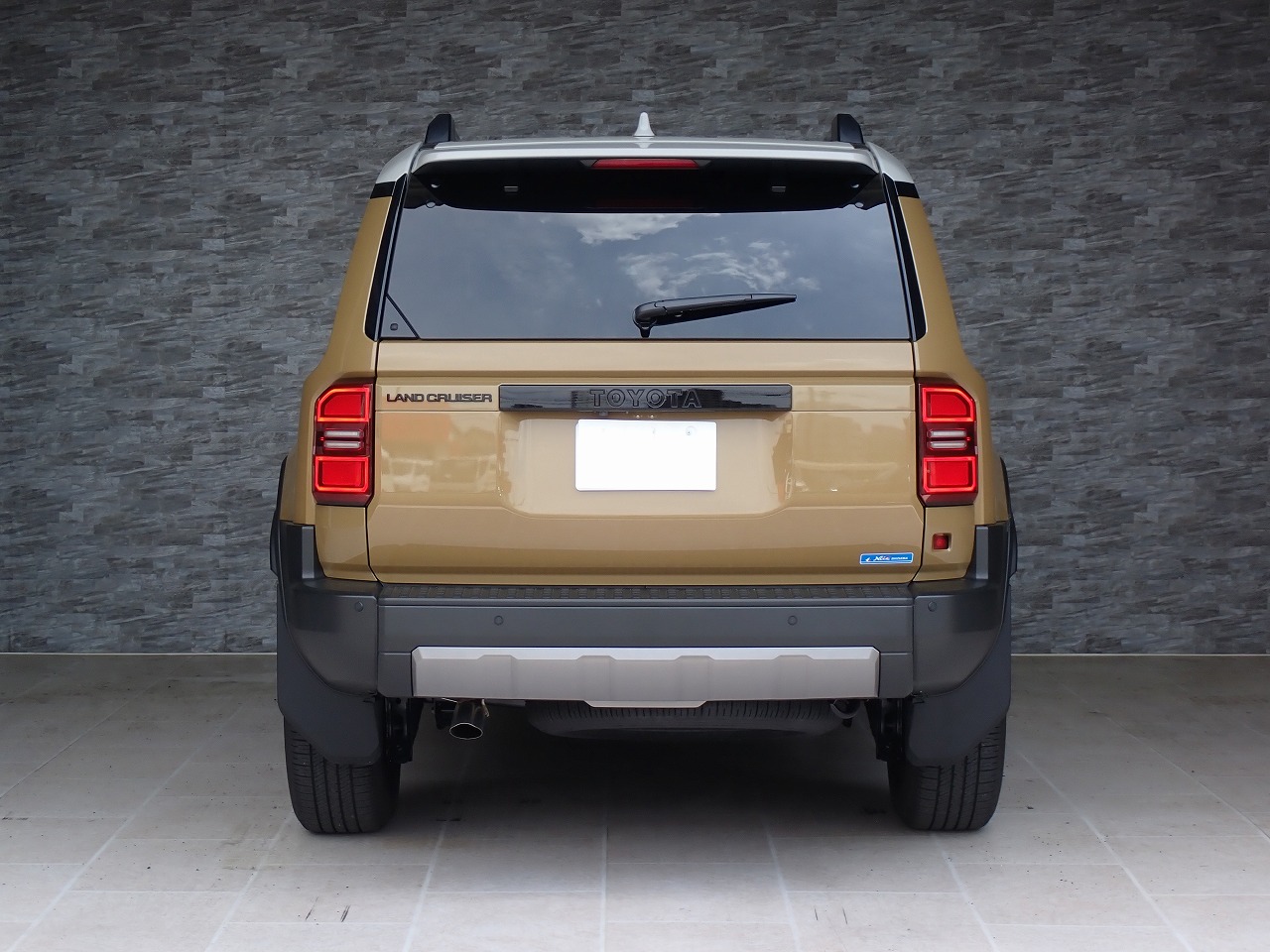 TOYOTA Land Cruiser 250