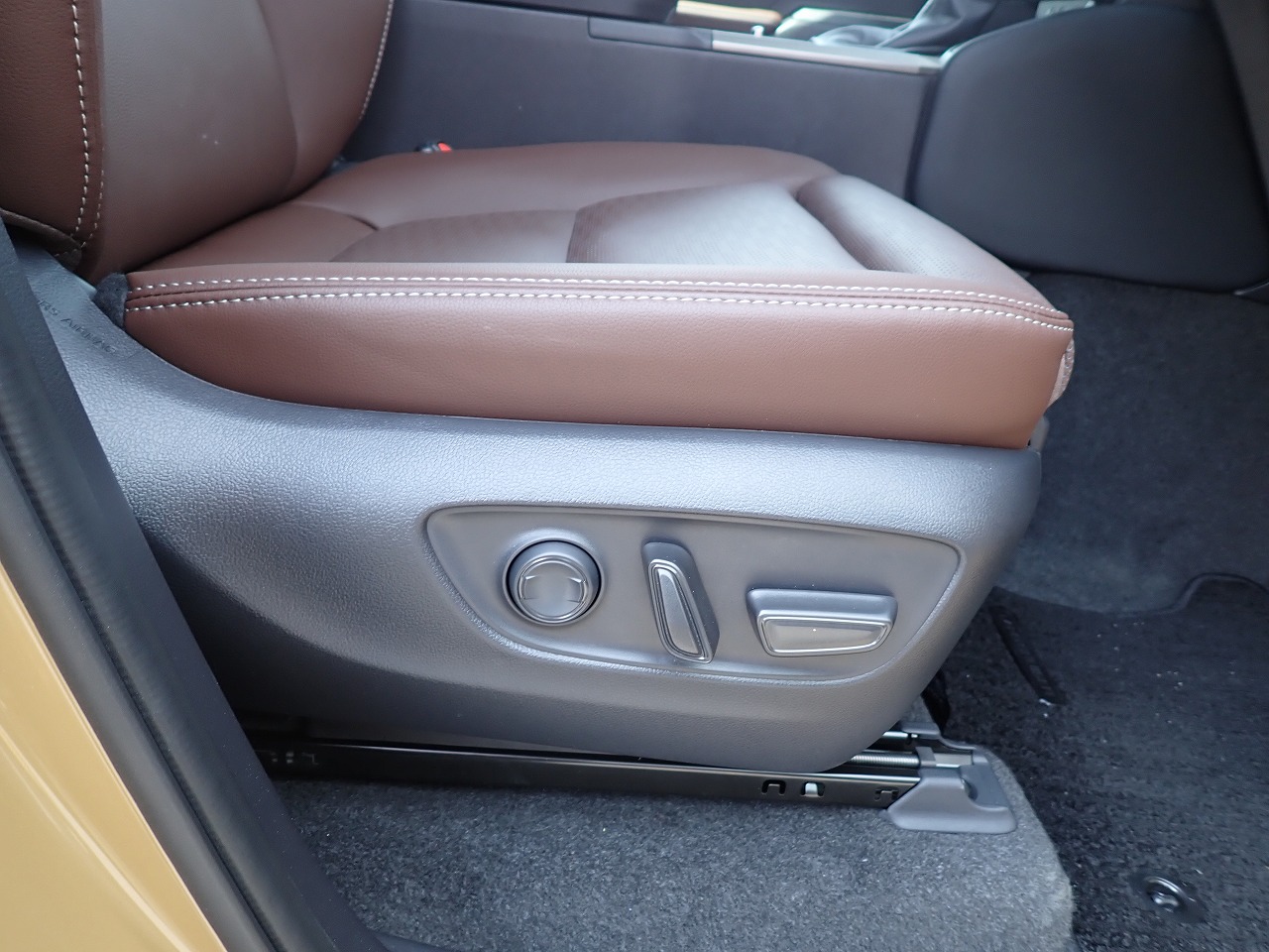 TOYOTA Land Cruiser 250