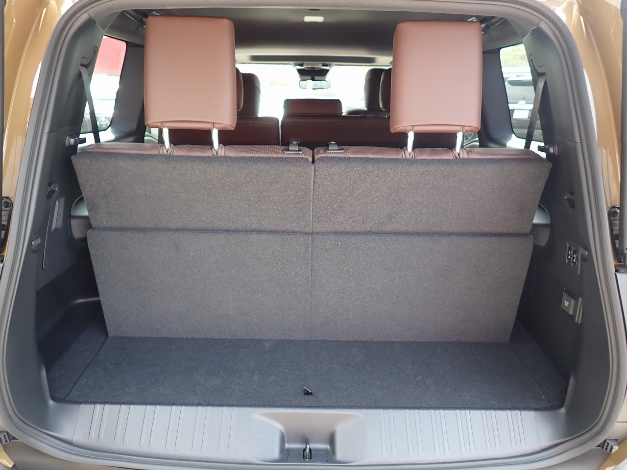 TOYOTA Land Cruiser 250