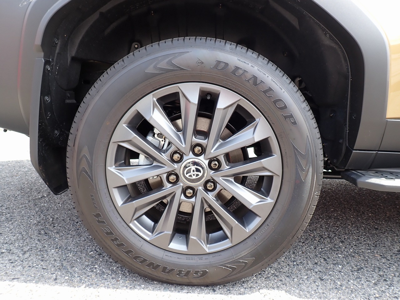 TOYOTA Land Cruiser 250
