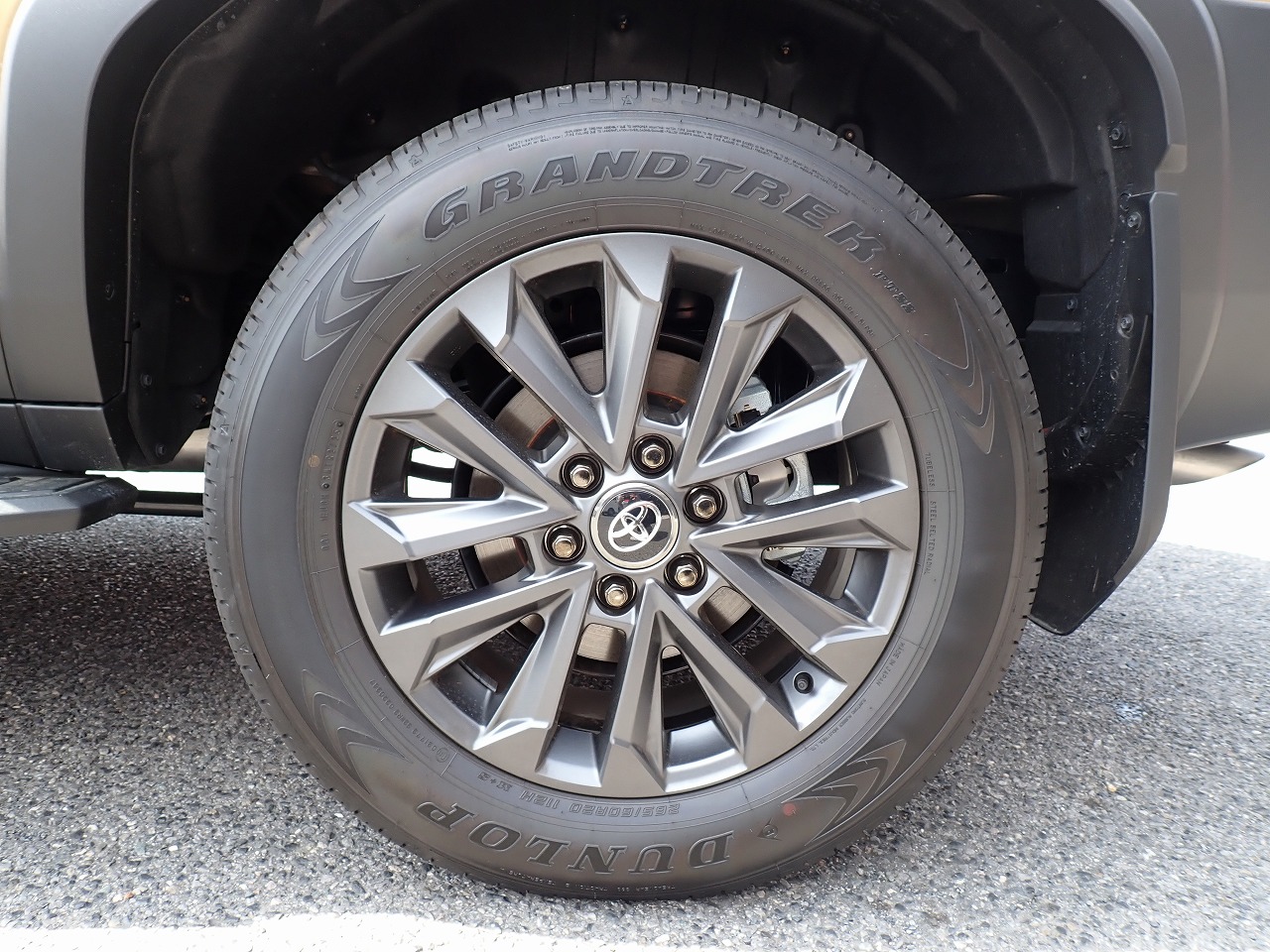 TOYOTA Land Cruiser 250