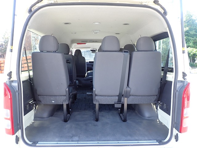 TOYOTA Hiace Wagon