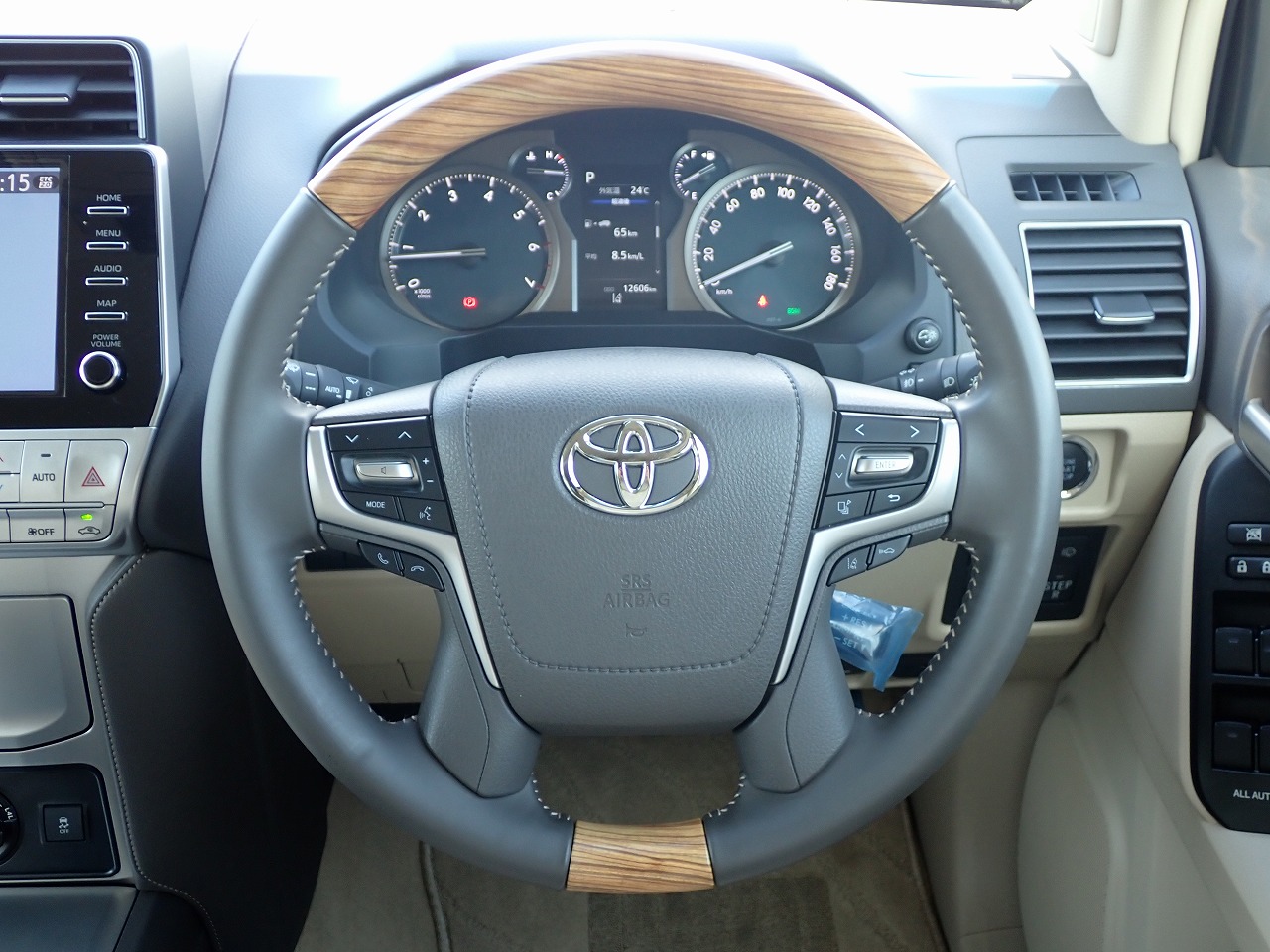 TOYOTA Land Cruiser Prado