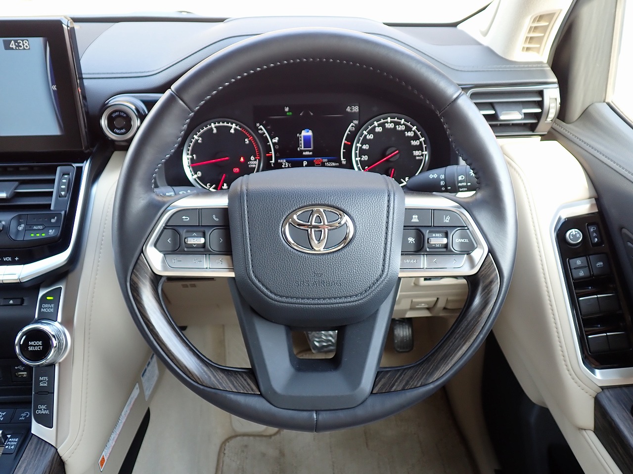 TOYOTA Land Cruiser