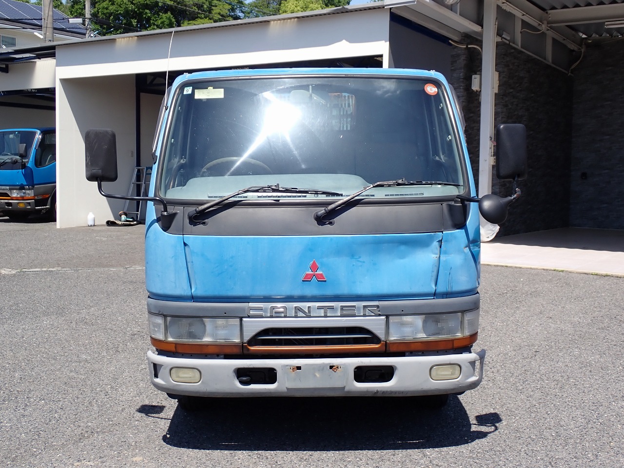 MITSUBISHI Canter