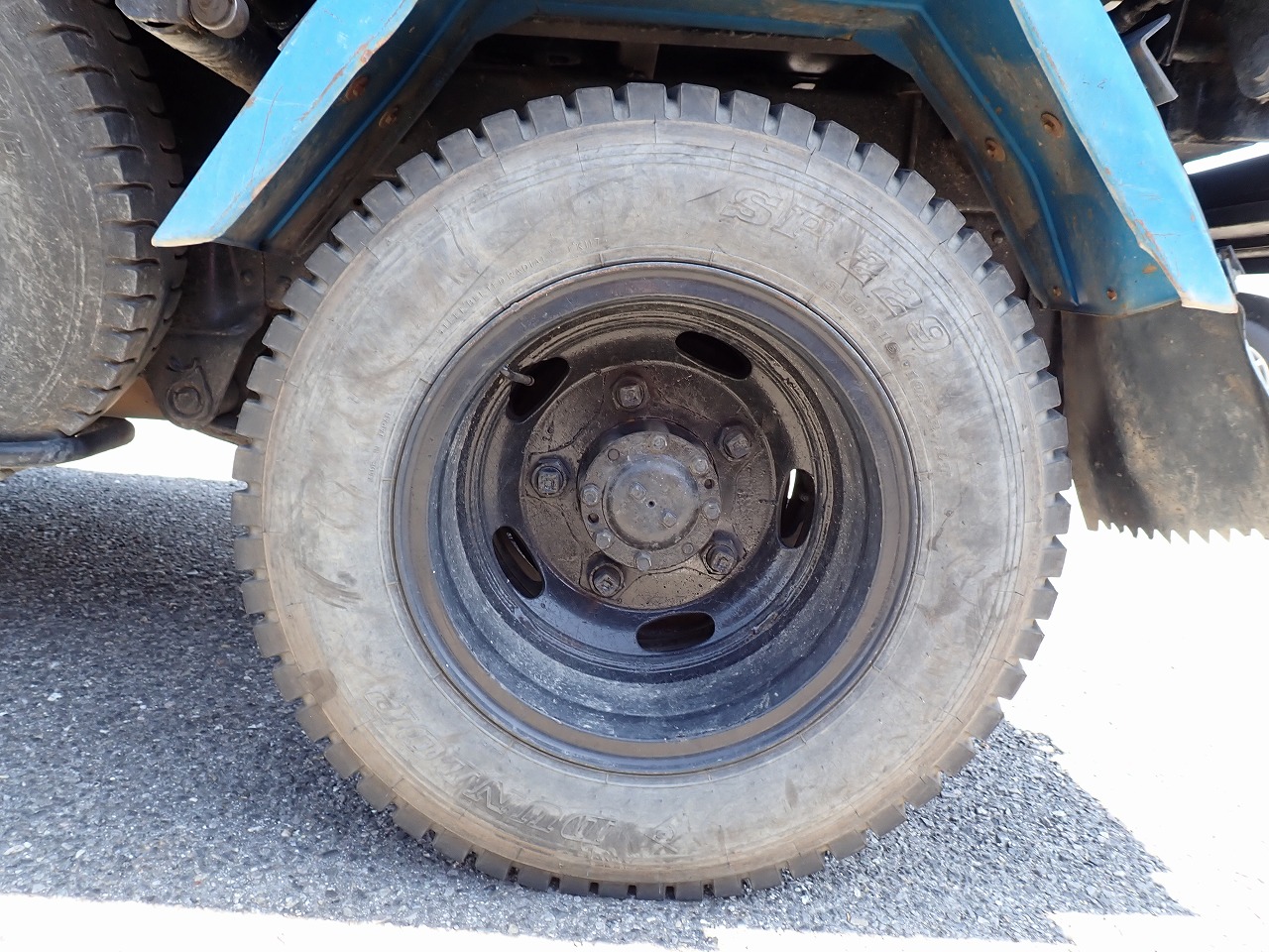 MITSUBISHI Canter