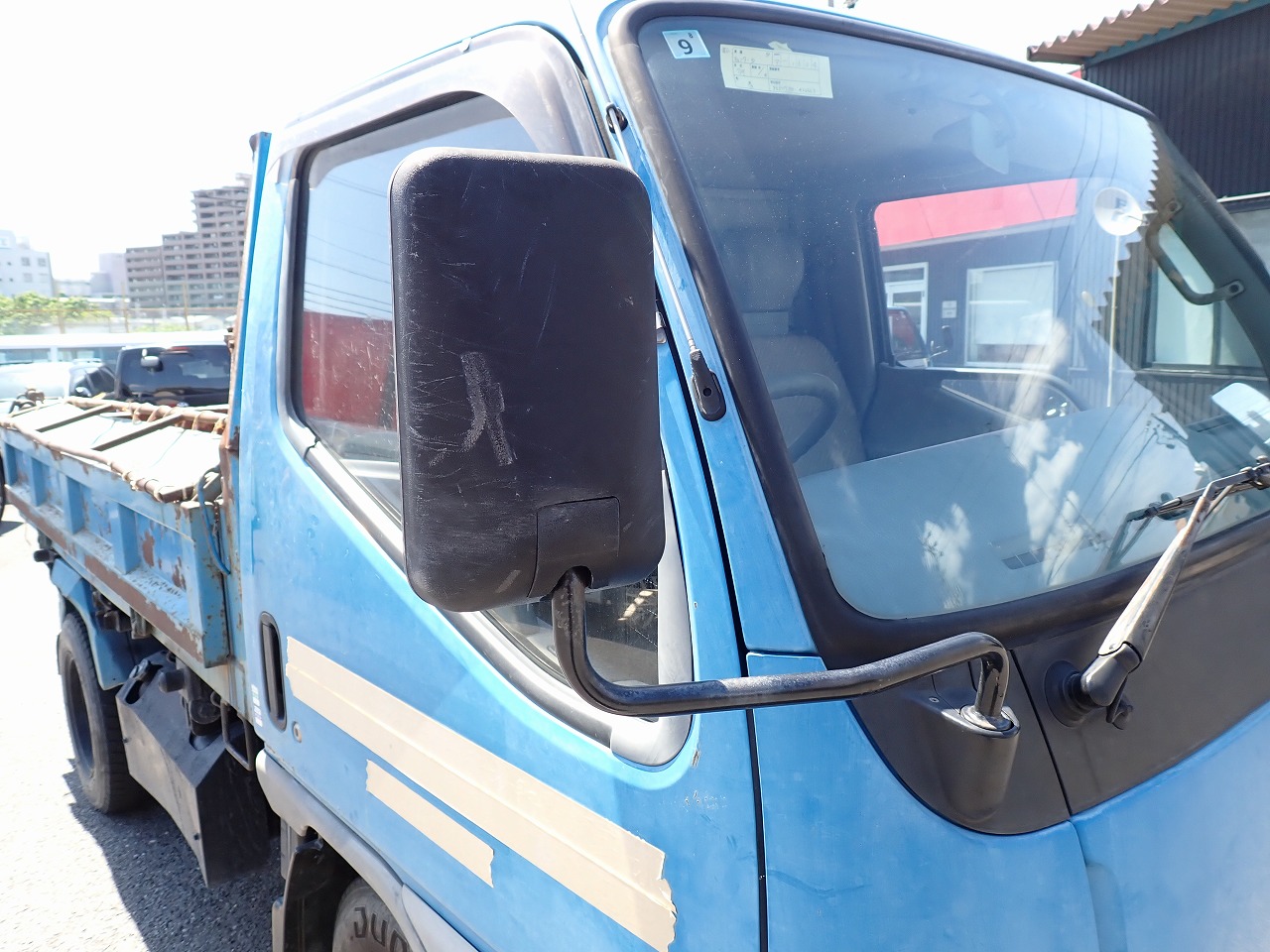 MITSUBISHI Canter