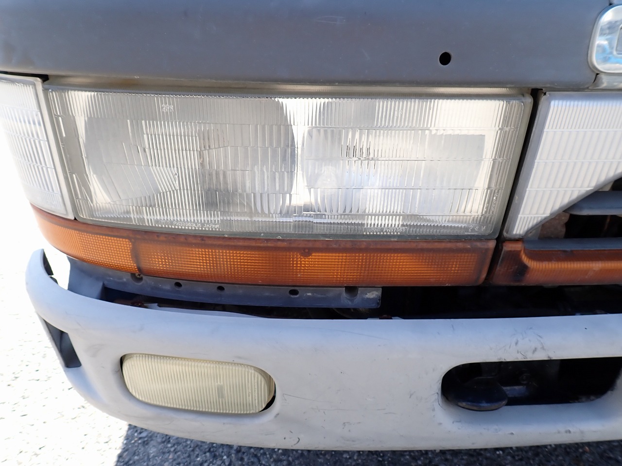 MITSUBISHI Canter