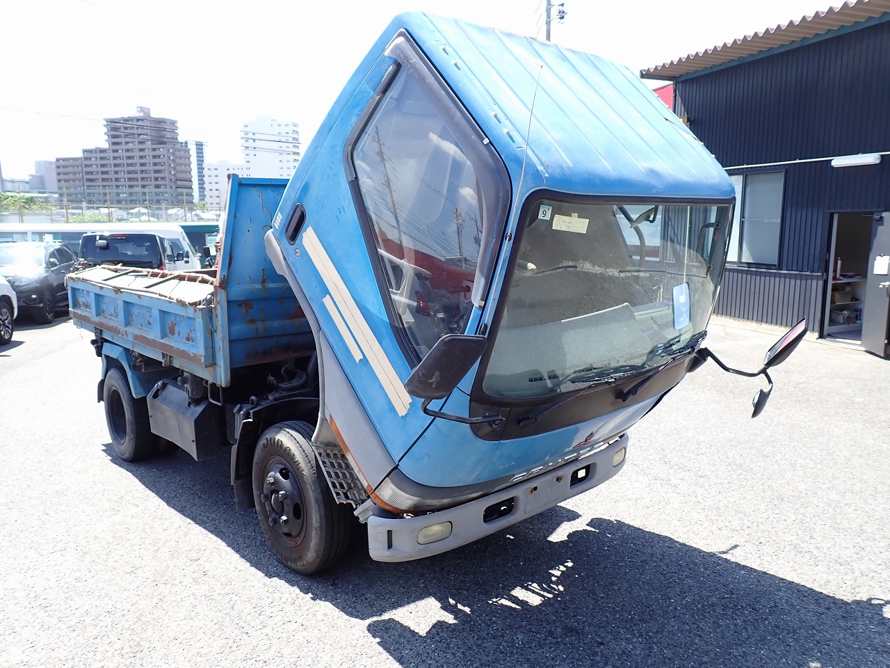 MITSUBISHI Canter