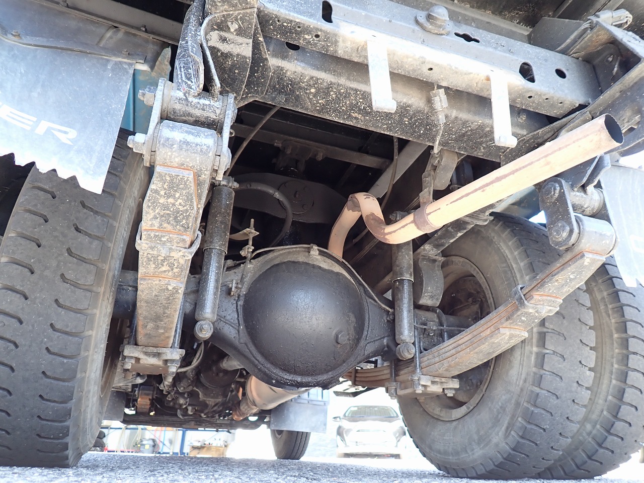 MITSUBISHI Canter