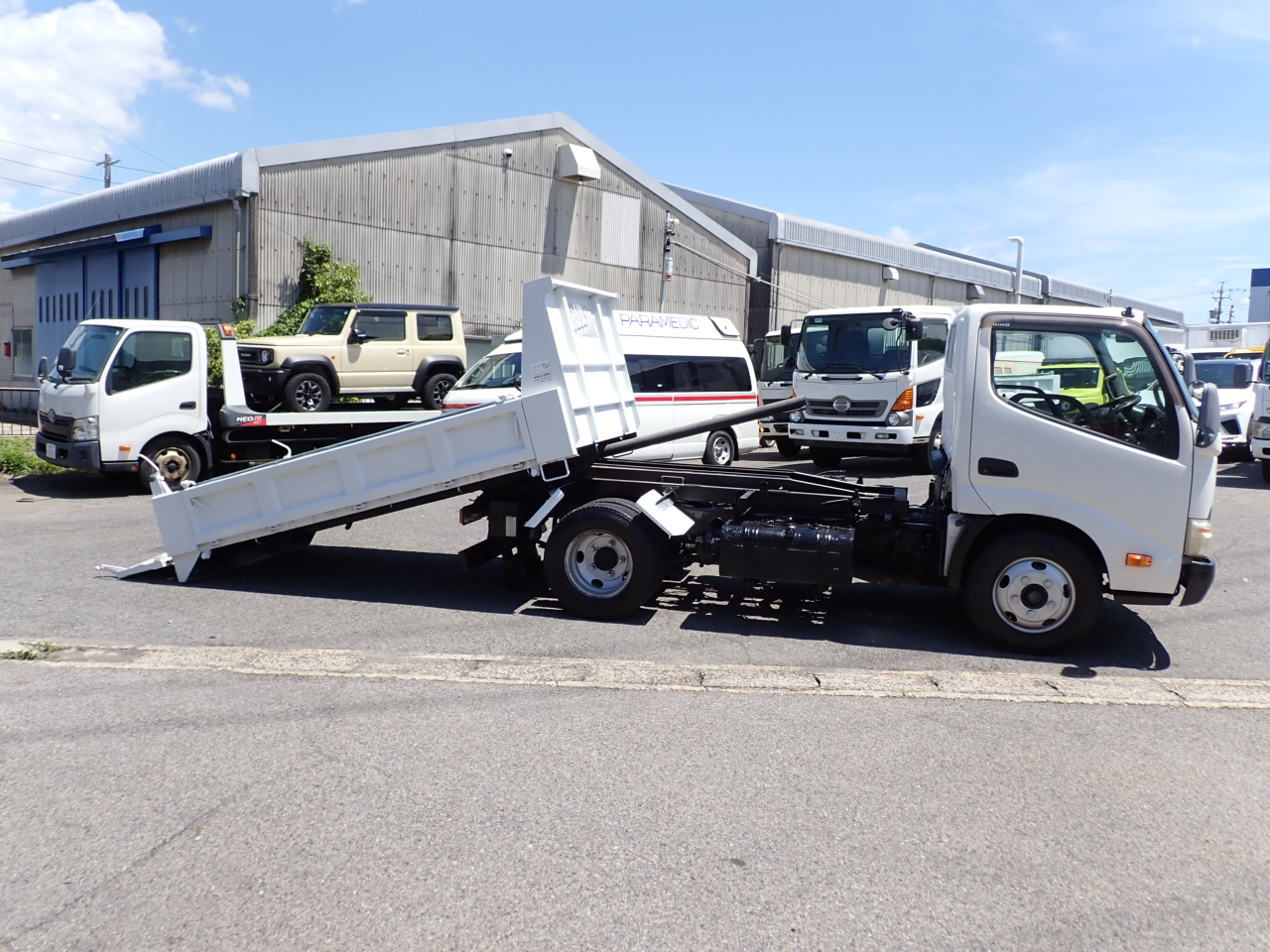 HINO Dutro