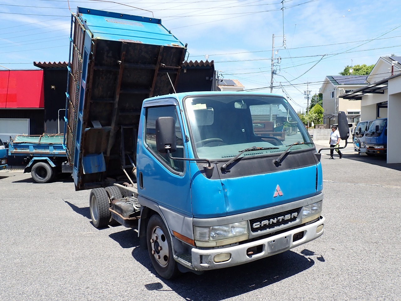 MITSUBISHI Canter