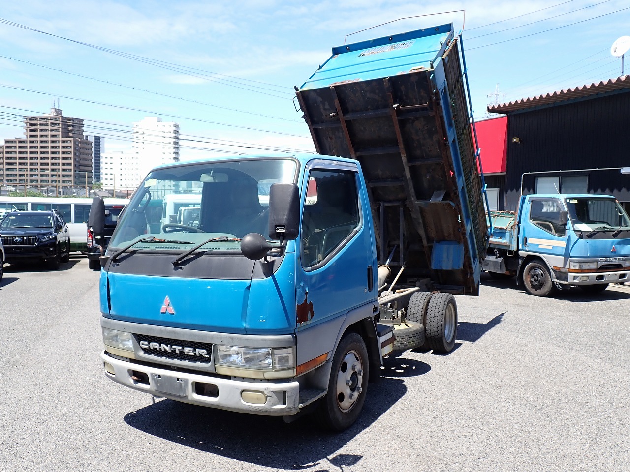 MITSUBISHI Canter