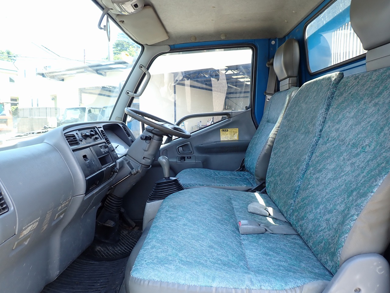 MITSUBISHI Canter