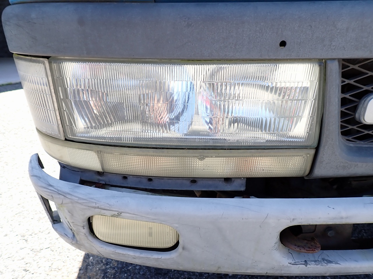 MITSUBISHI Canter