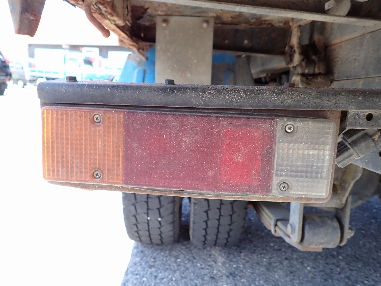 MITSUBISHI Canter