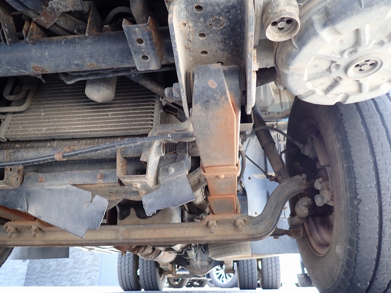 MITSUBISHI Canter
