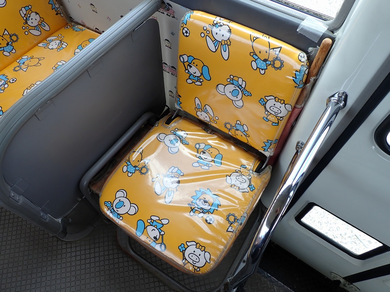 TOYOTA Coaster