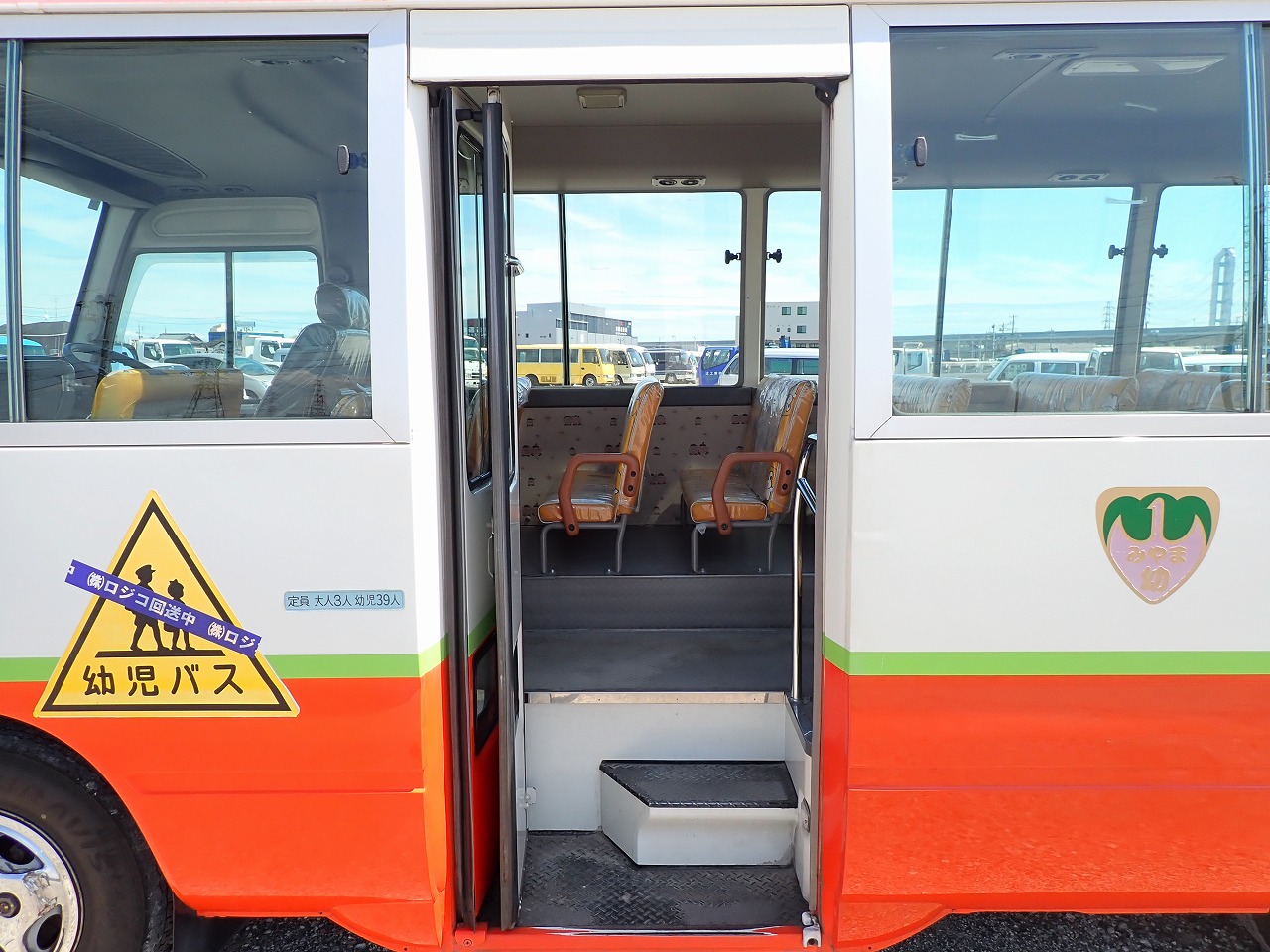 TOYOTA Coaster
