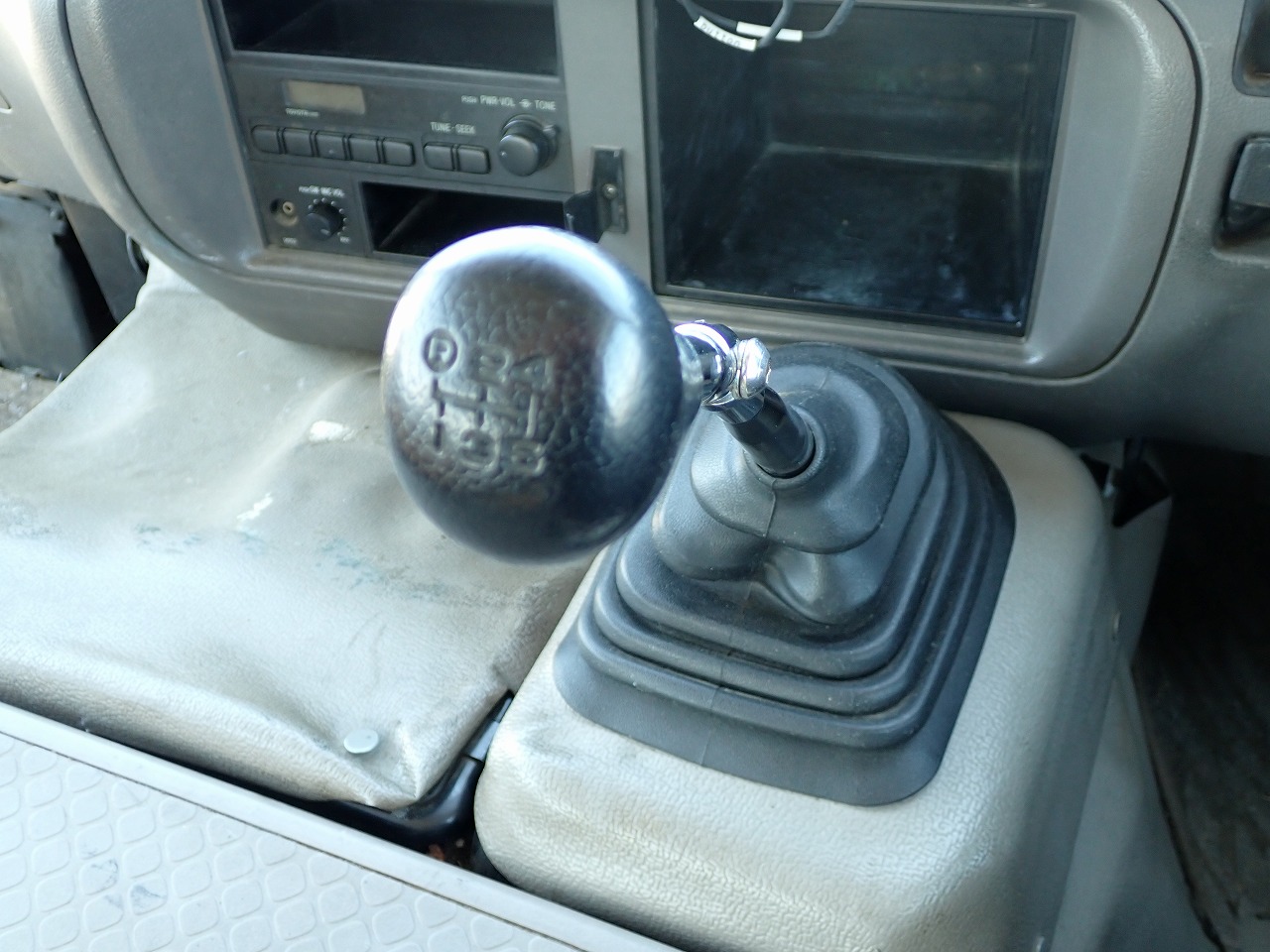 TOYOTA Coaster