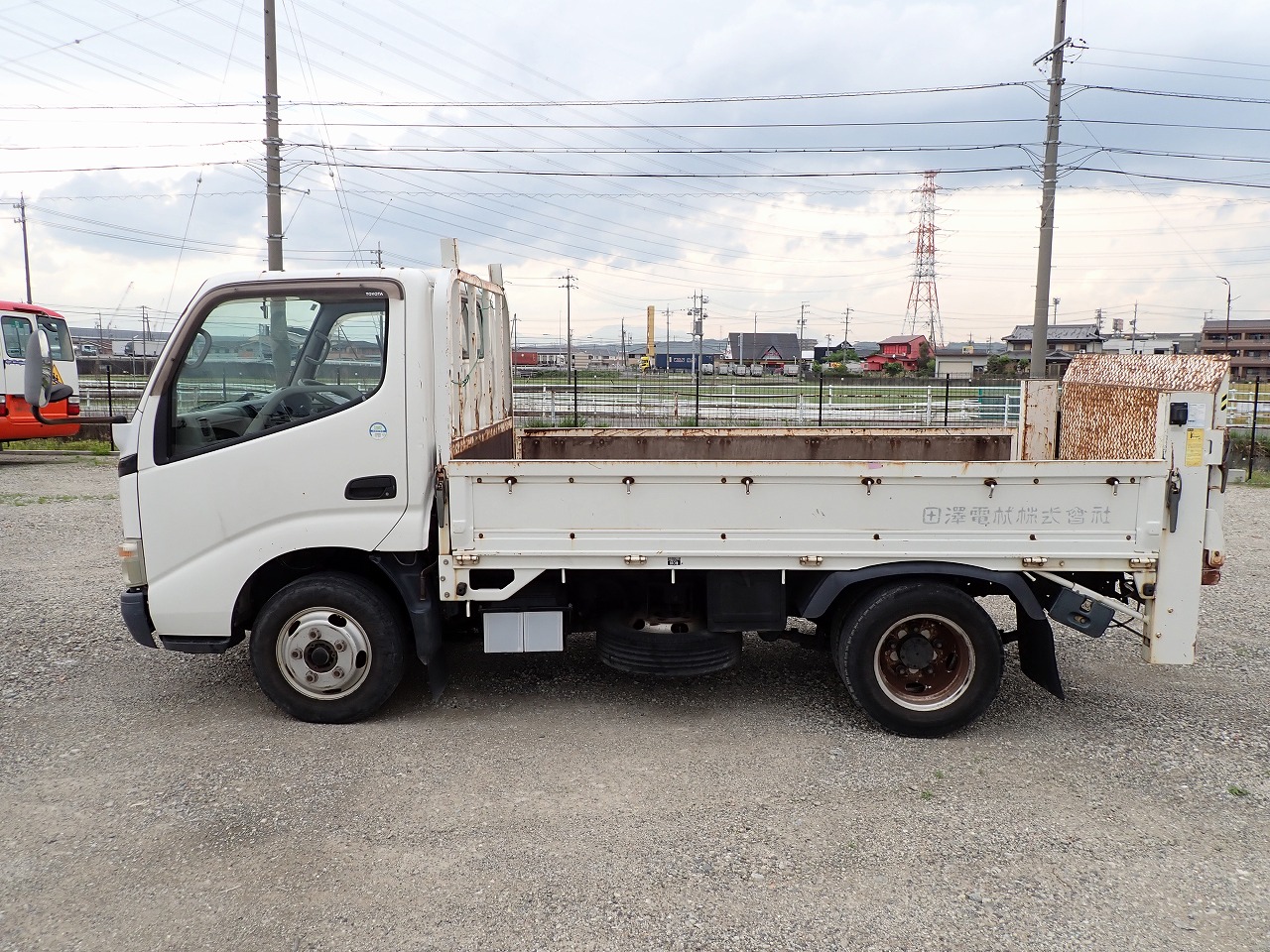 TOYOTA Dyna Truck