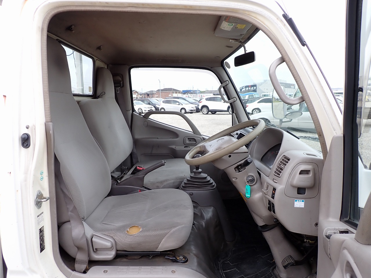 TOYOTA Dyna Truck