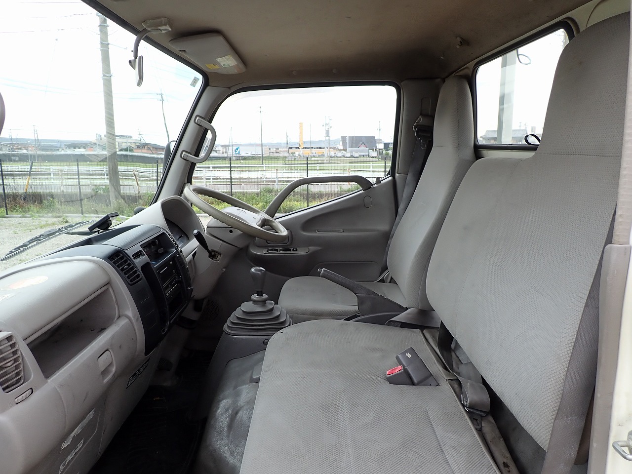 TOYOTA Dyna Truck