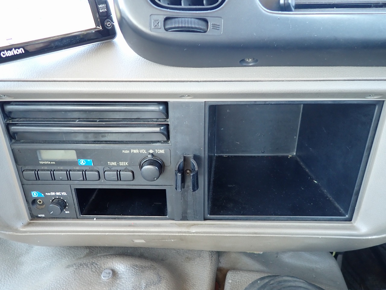 TOYOTA Coaster