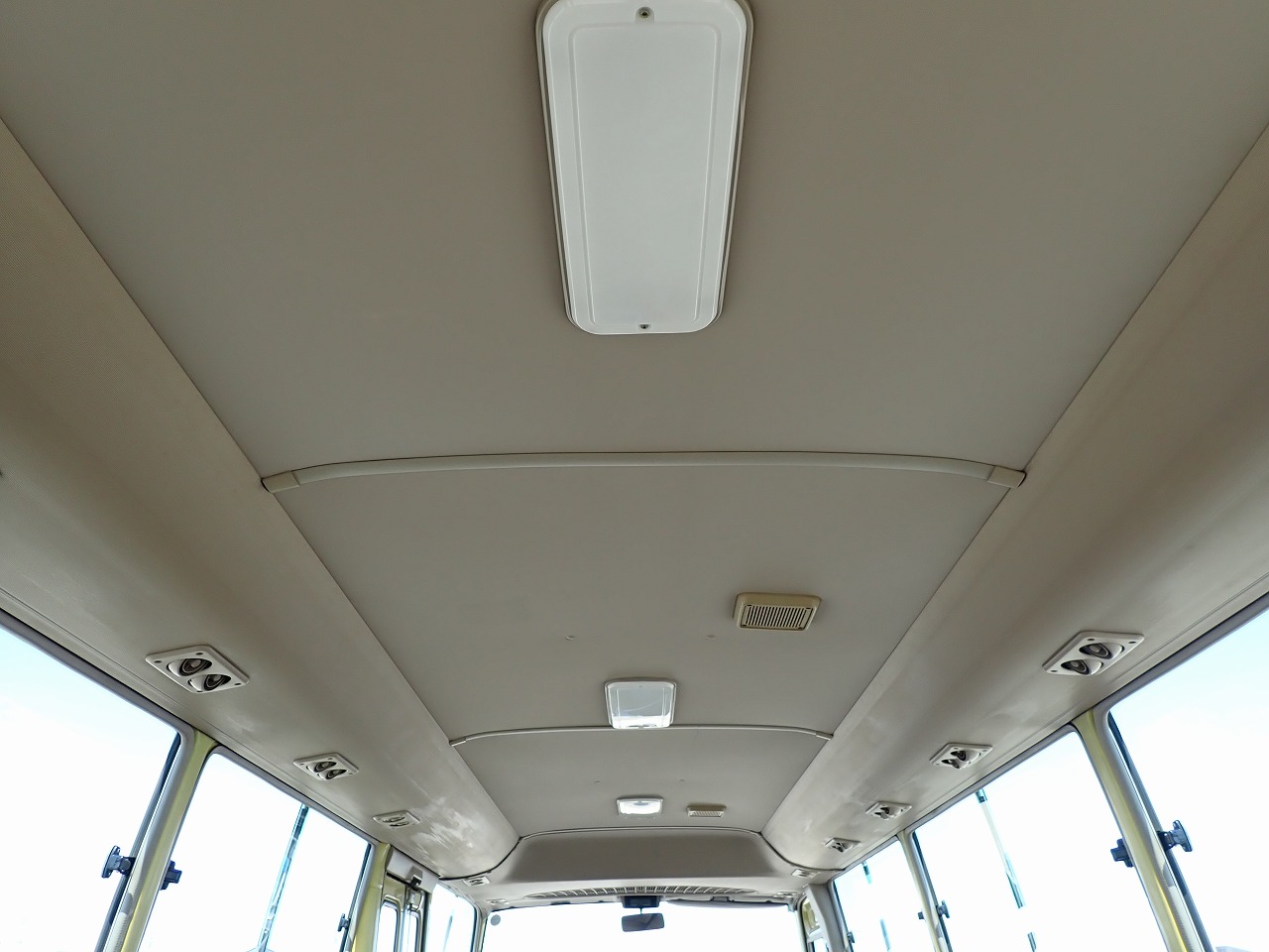 TOYOTA Coaster