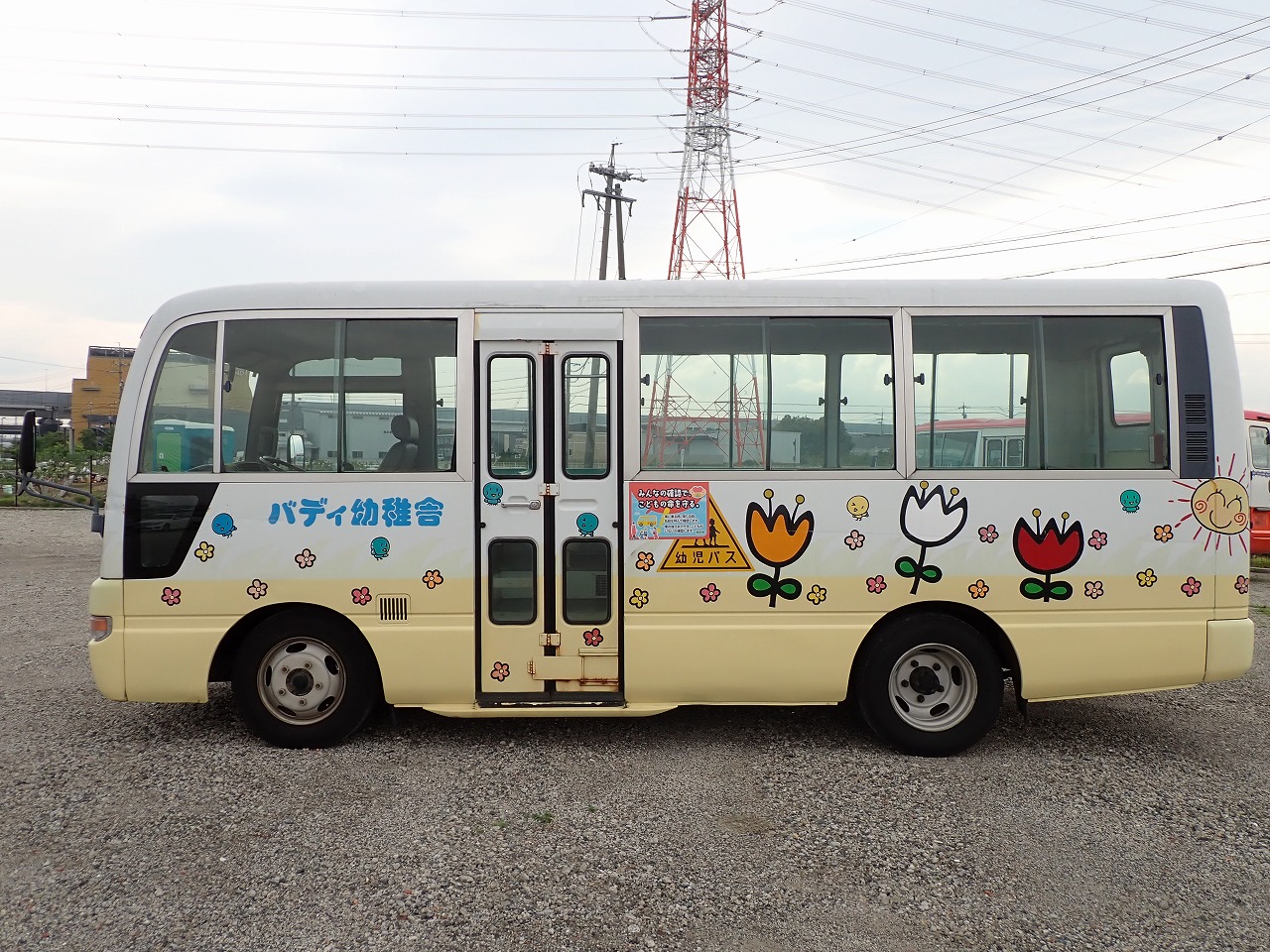 NISSAN Civilian Bus