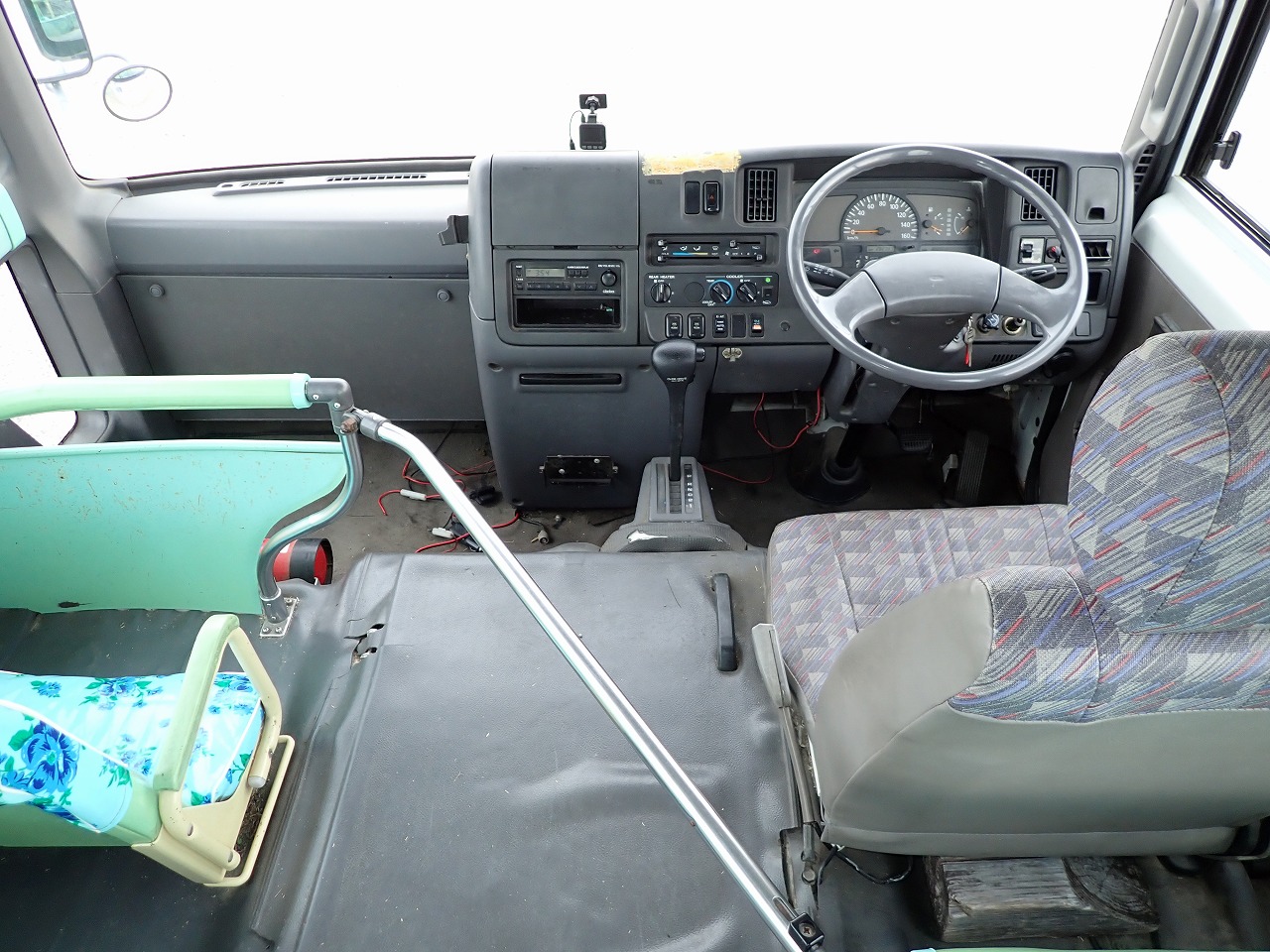 NISSAN Civilian Bus