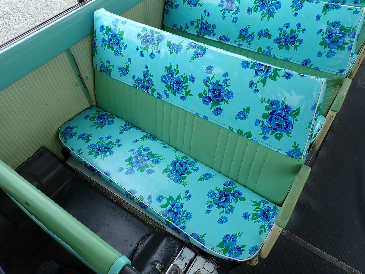 NISSAN Civilian Bus