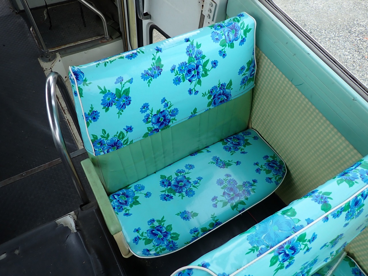 NISSAN Civilian Bus