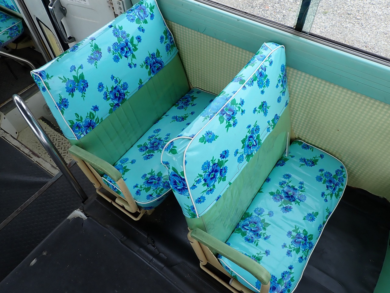 NISSAN Civilian Bus