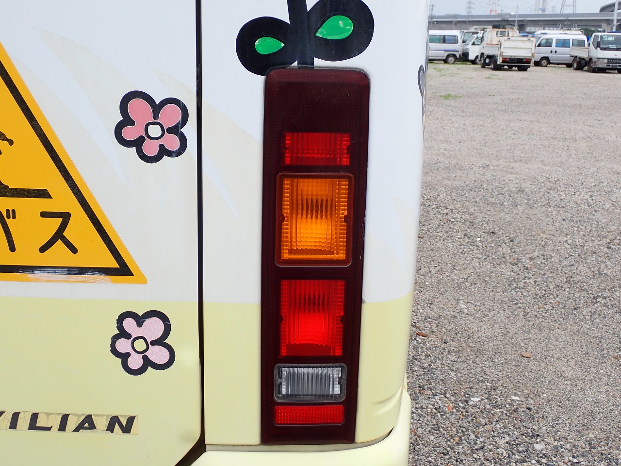 NISSAN Civilian Bus