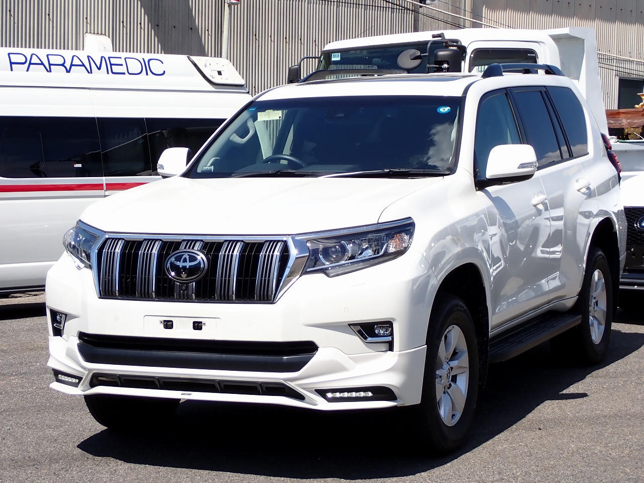 TOYOTA Land Cruiser Prado