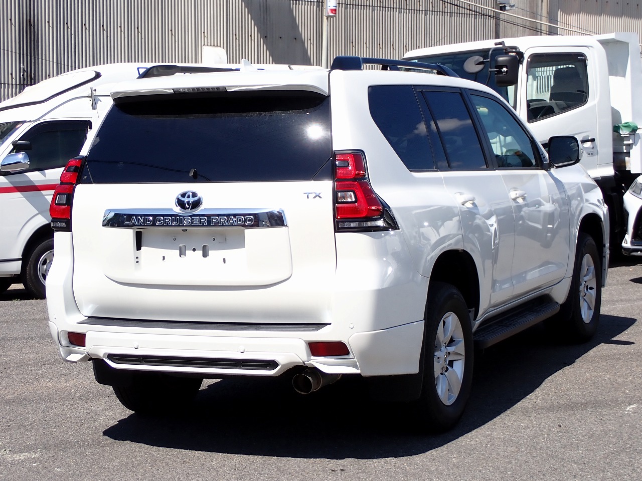 TOYOTA Land Cruiser Prado