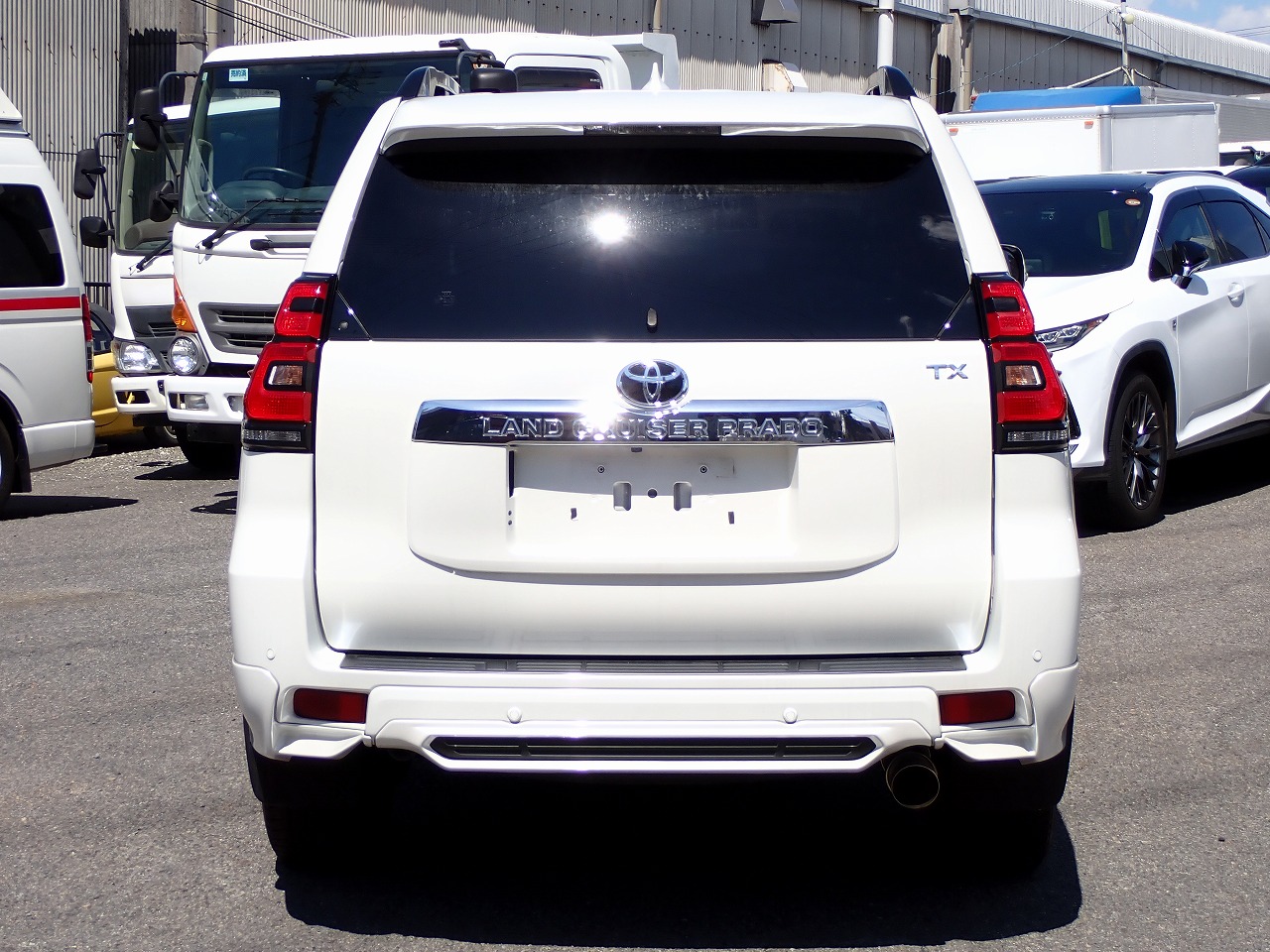 TOYOTA Land Cruiser Prado