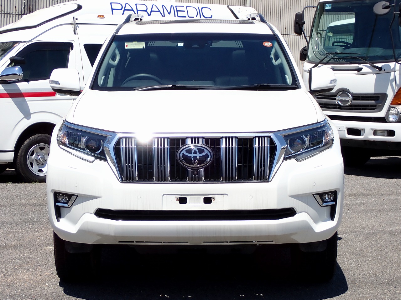 TOYOTA Land Cruiser Prado