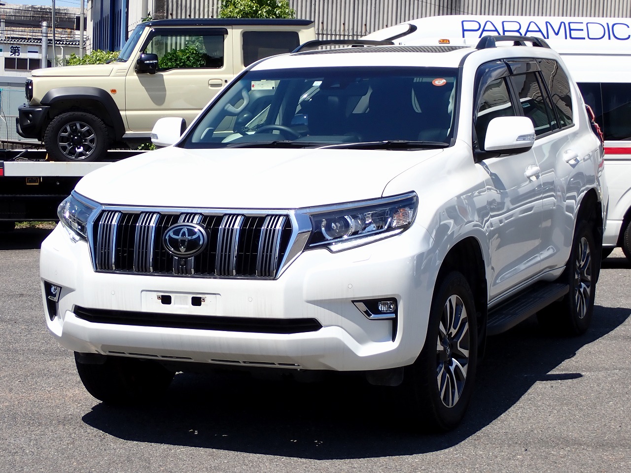TOYOTA Land Cruiser Prado
