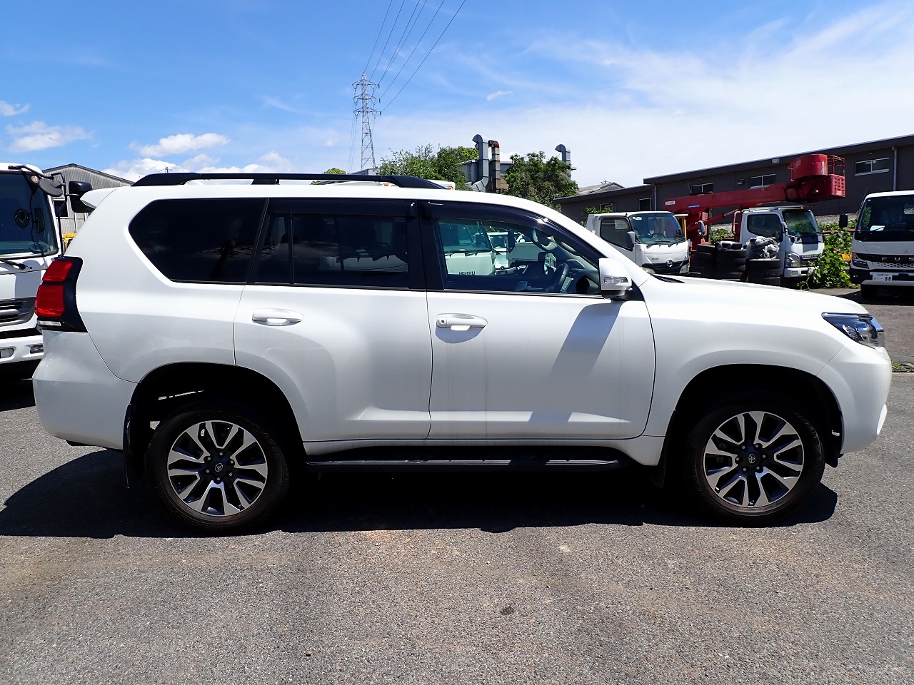 TOYOTA Land Cruiser Prado