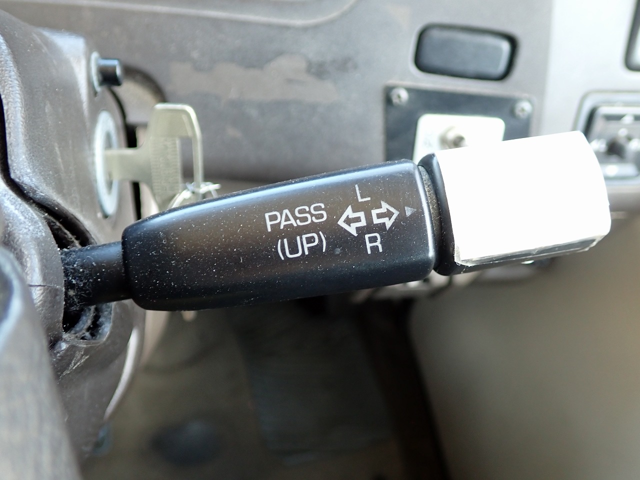 MITSUBISHI Rosa
