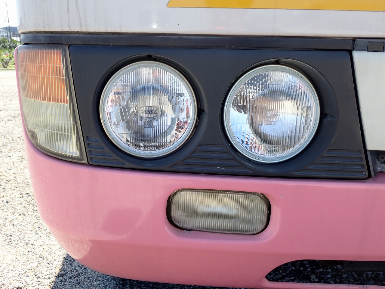 MITSUBISHI Rosa