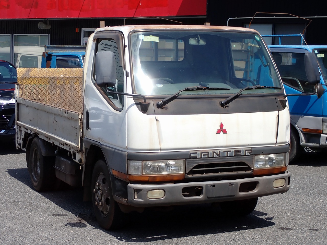 MITSUBISHI FUSO Canter